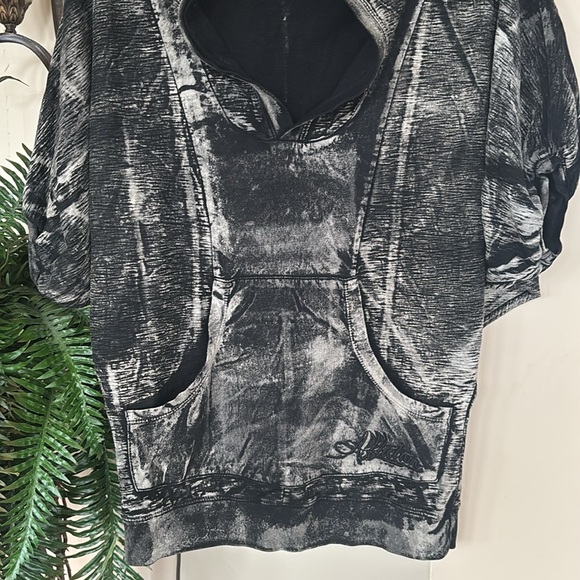 NWOT Affliction Pullover Hoodie Sweatshirt Dolman Sleeve Black Distressed Cotton - Picture 4 of 11